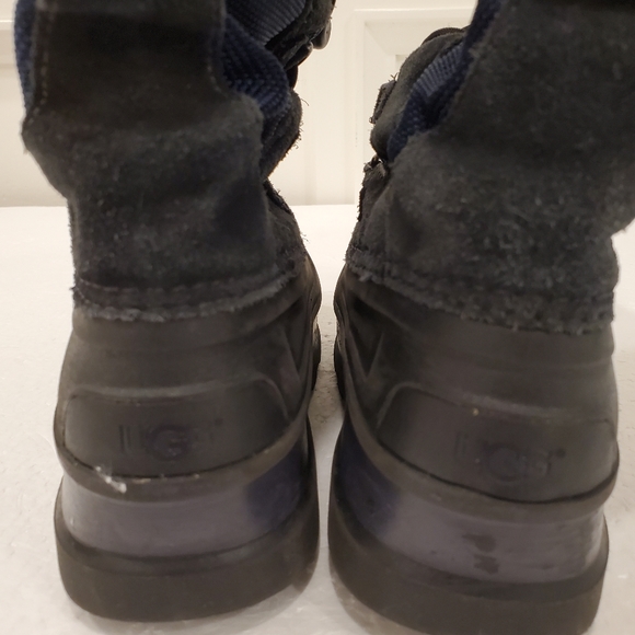 Ugg Australia boys bobbey snow boots - Picture 3 of 11